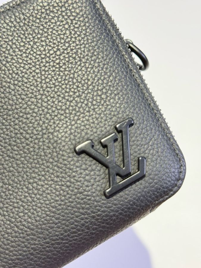 路易威登Louis Vuitton 男士相機包 尺寸18.5 x 11 x 6.5-6
