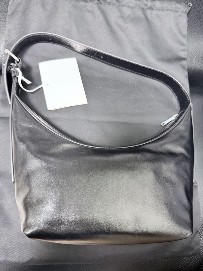 alexander wang punch 小號新月包-9