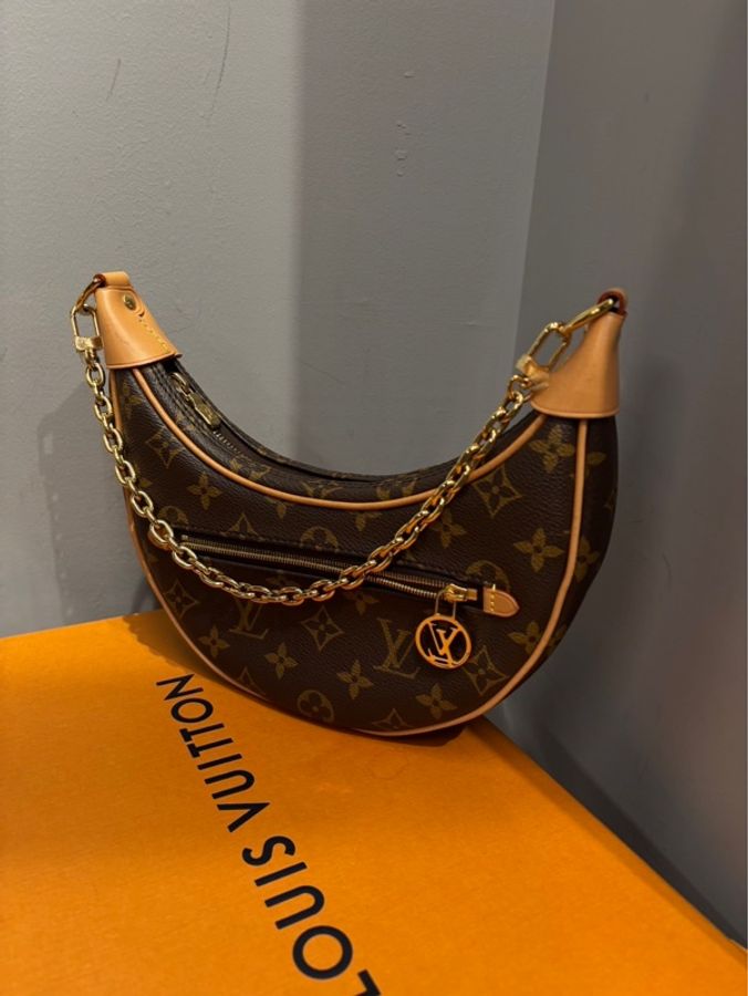 Louis Vuitton Loop 月亮包 |Classic Trend CT精品|台北東區實體-0