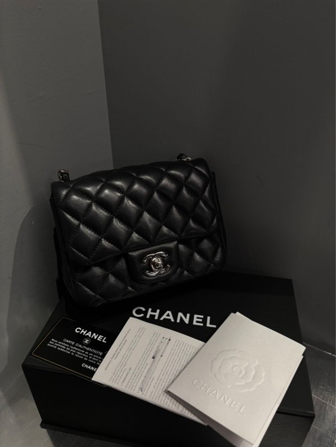 Chanel Mini Square 方胖子 羊皮 黑銀 |Classic Trend CT精品|台北東區實體-1