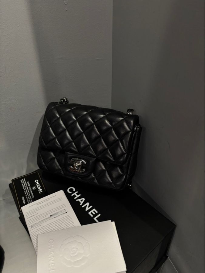 Chanel Mini Square 方胖子 羊皮 黑銀 |Classic Trend CT精品|台北東區實體-2