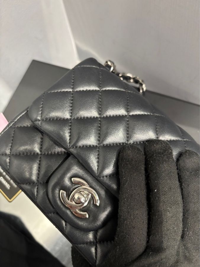 Chanel Mini Square 方胖子 羊皮 黑銀 |Classic Trend CT精品|台北東區實體-3