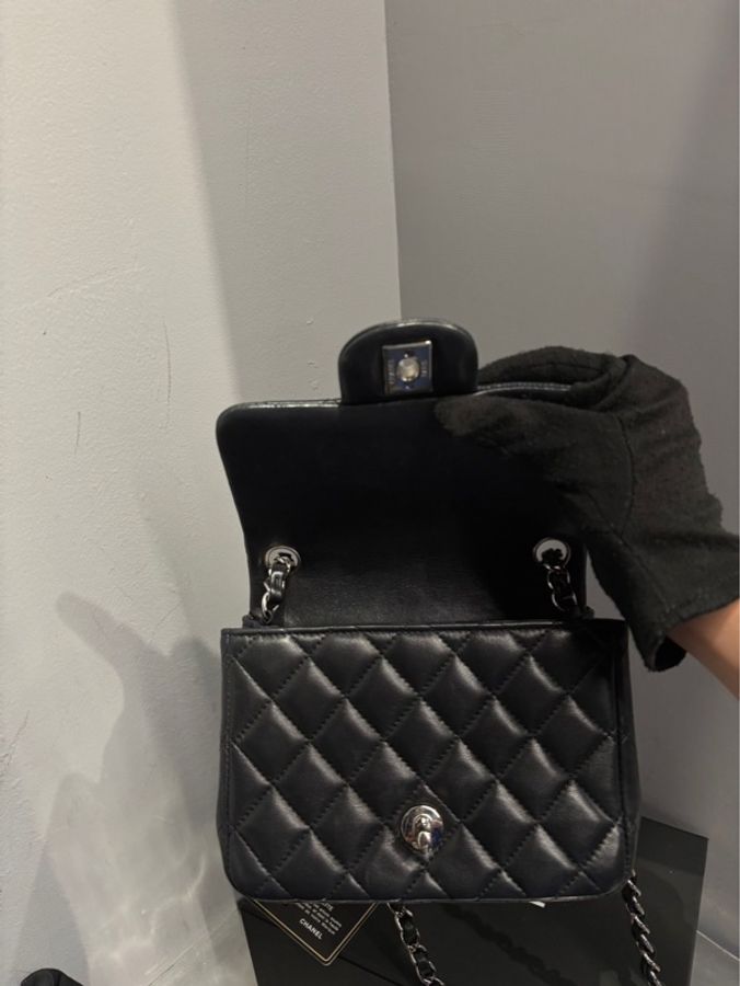 Chanel Mini Square 方胖子 羊皮 黑銀 |Classic Trend CT精品|台北東區實體-4