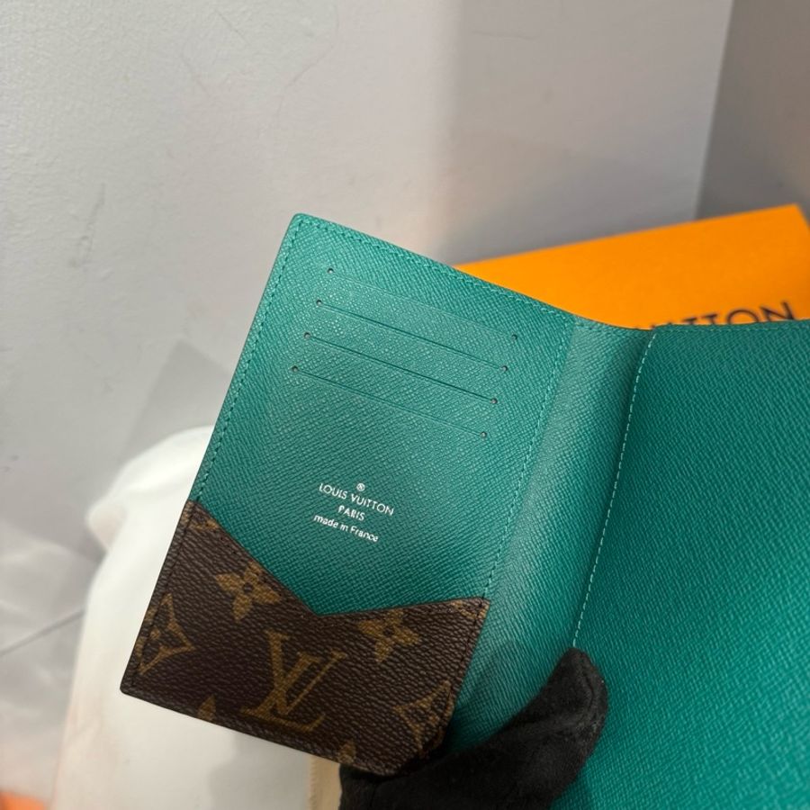Louis Vuitton 拼色護照套 全新 |Classic Trend CT精品|台北東區實體-6