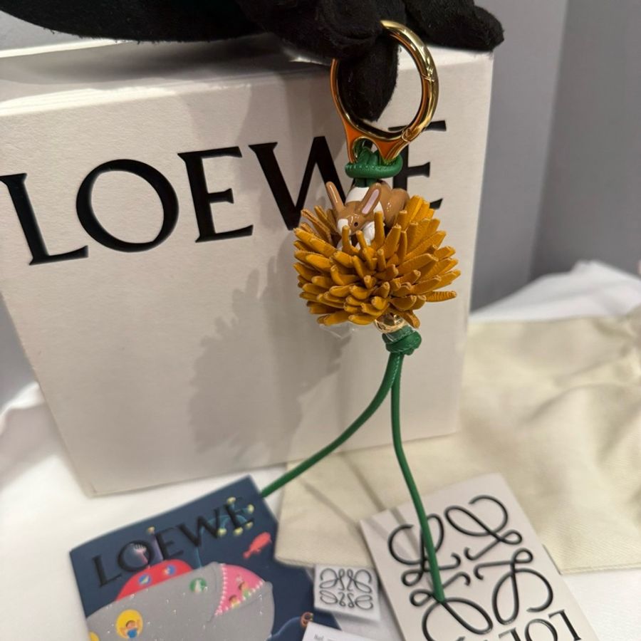 Loewe x Suna Fujita 花卉吊飾 全新｜Classic Trend CT精品｜台北東區實體-0
