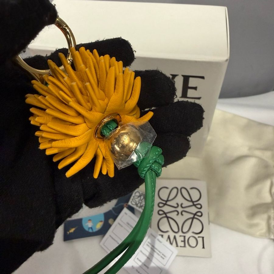 Loewe x Suna Fujita 花卉吊飾 全新｜Classic Trend CT精品｜台北東區實體-6