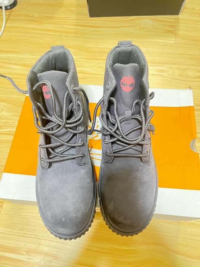 Timberland防潑水中筒靴24.5-0