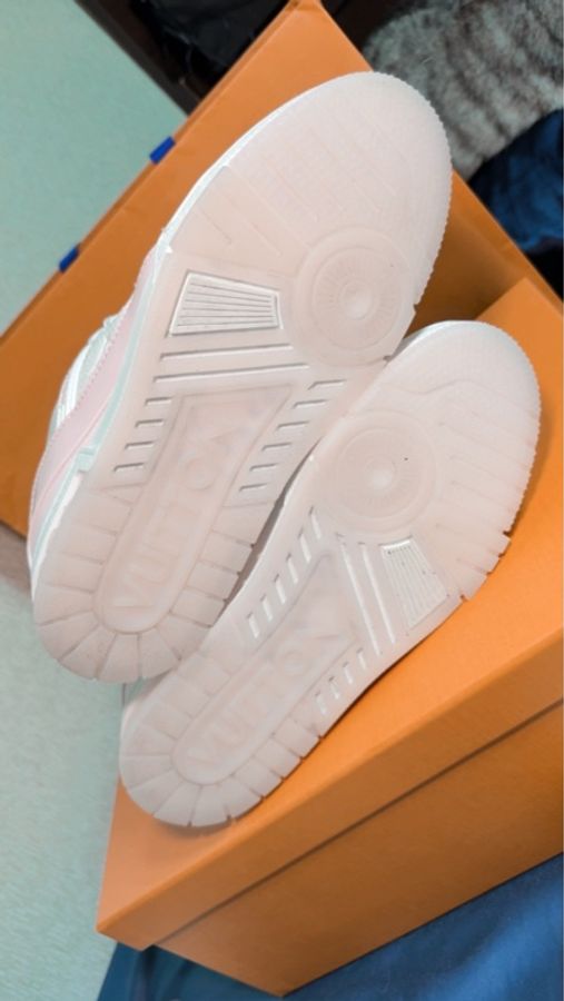 LV Trainer 運動鞋 粉白配色|24號(適合23.5cm)|近全新-12