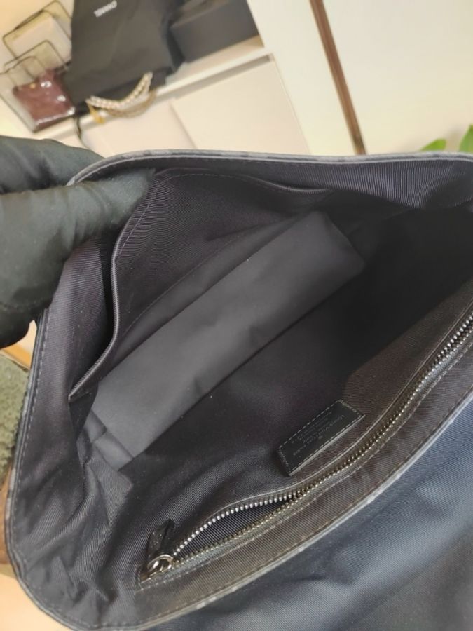 Louis Vision路易威登黑武士郵差包 塗層帆布 尺寸28*24-6