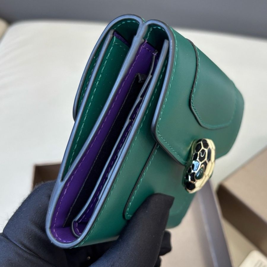 【全新品】寶格麗Bvlgari 蛇頭三折短款錢包短夾-3