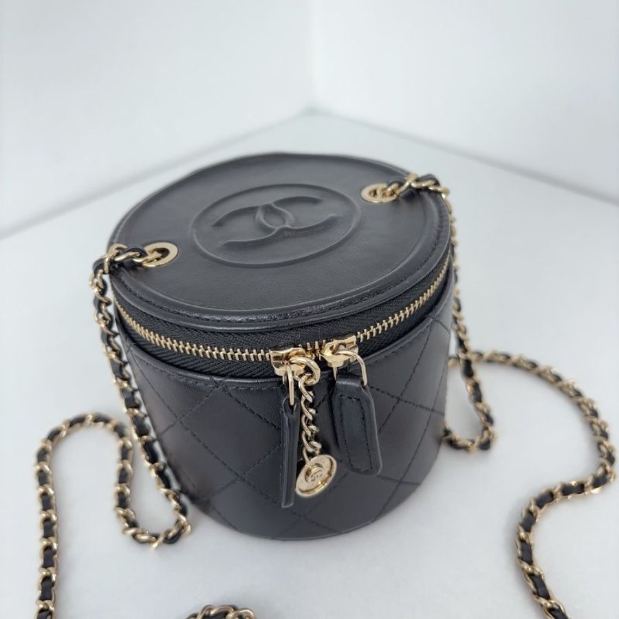 閒置新 香奈兒/Chanel 黑金菱格mini圓筒鏈條包-3