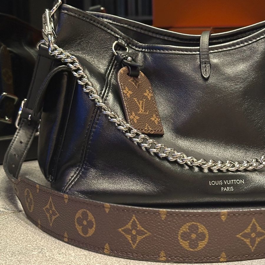 Louis Vuitton路易威登carryall cargo pm 小號黑武 士芯片款近全新-11
