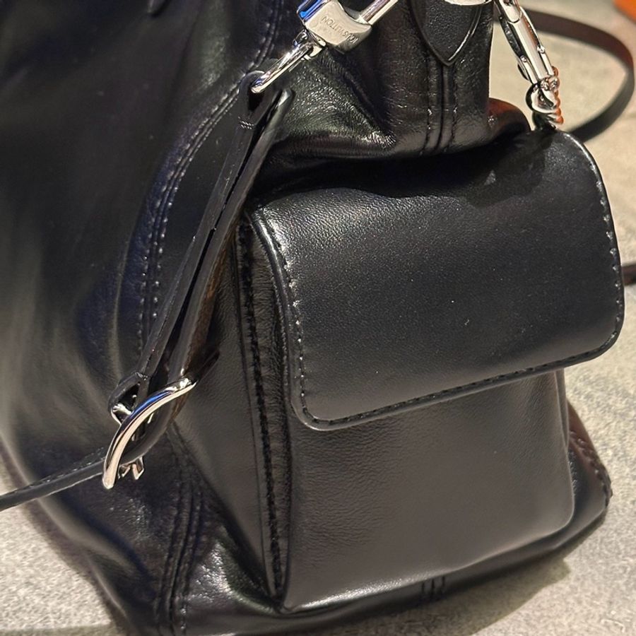 Louis Vuitton路易威登carryall cargo pm 小號黑武 士芯片款近全新-14