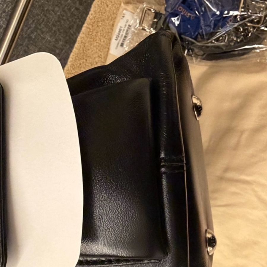 Louis Vuitton路易威登carryall cargo pm 小號黑武 士芯片款近全新-19