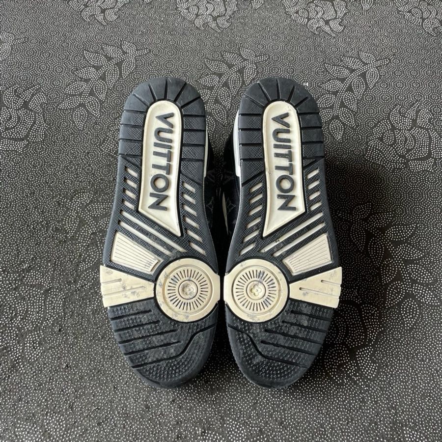 Louis Vuitton 路易威登 trainer黑白熊貓42碼-6