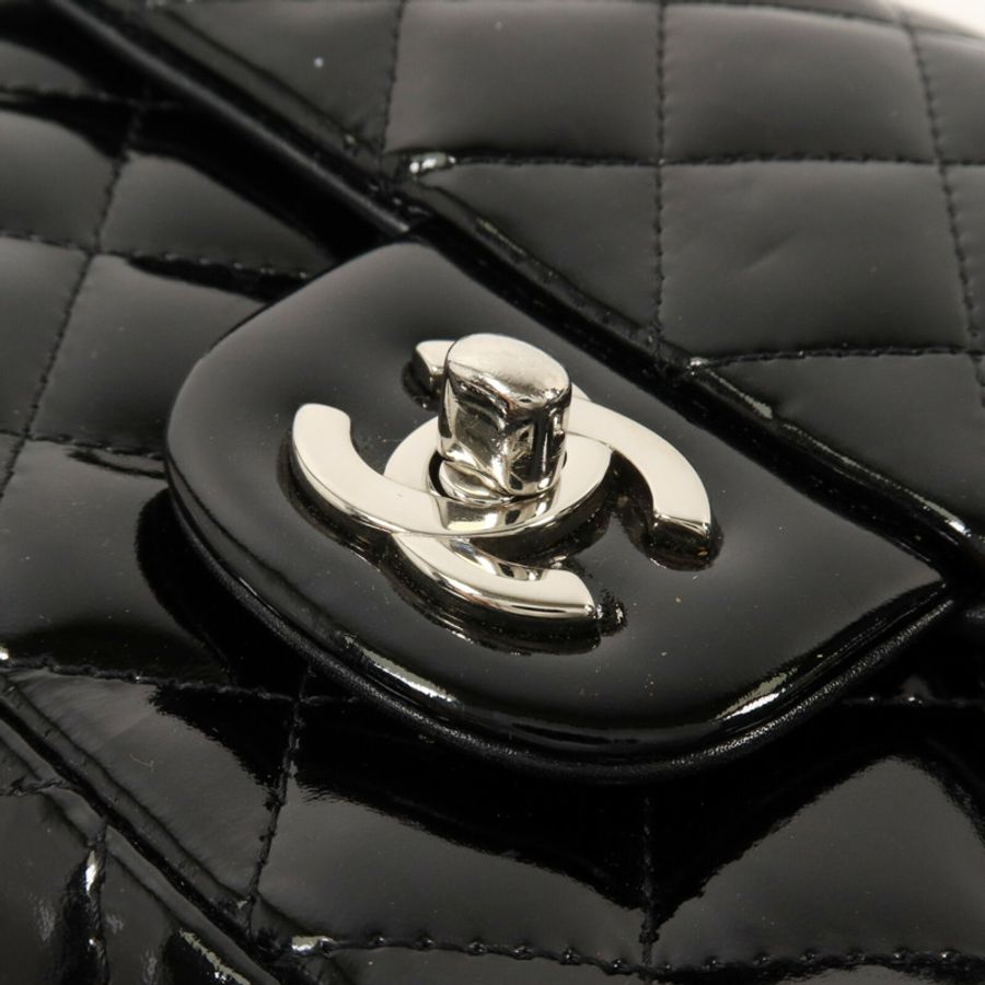 CHANEL 漆皮皮革Mini Classic 20鏈帶肩背袋-8