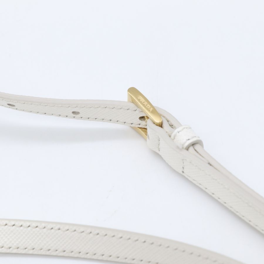 (近新閒置品🌟專櫃 14 萬在售)Prada 普拉達 Galleria 小型 幾何壓紋 小牛皮 奶白色 兩用 手提包 斜背包 殺手包-15