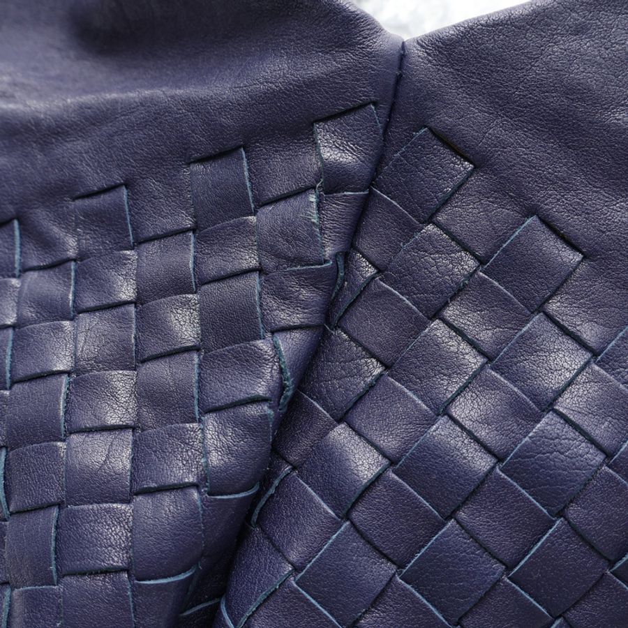 BOTTEGA VENETA BV 寶緹嘉 Fortune Cookie Hobo 肩背包 紫色 羊皮編織 131597 131597-9