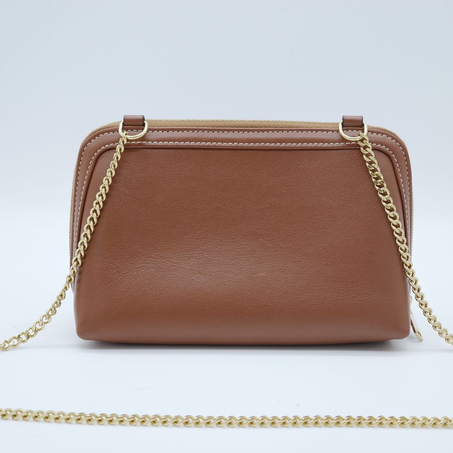 Celine 經典 Cuir Triomphe 凱旋門立體皮雕小牛皮 焦糖色 金屬鏈條相機包 斜背包-2