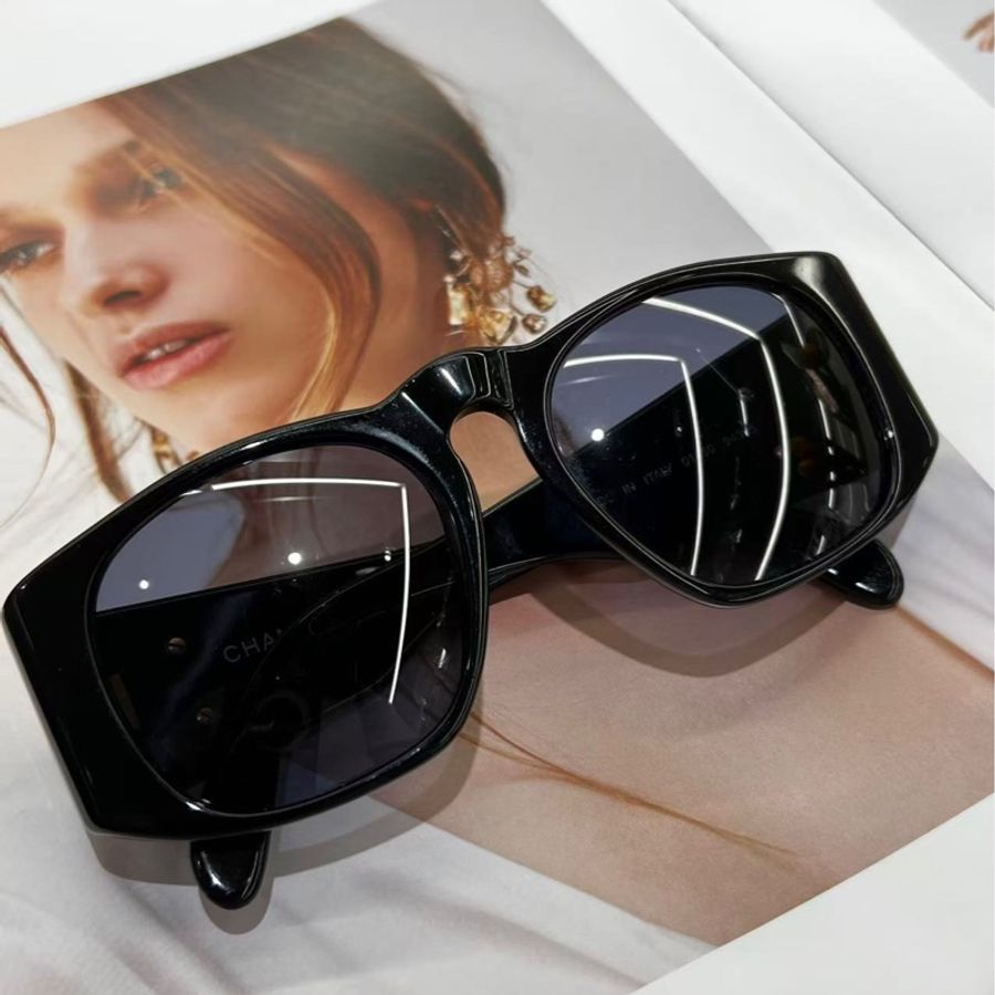 Chanel Matelassé sunglasses(經典黑金菱格紋)-5