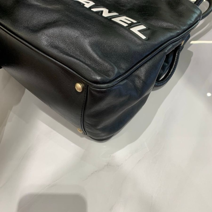 二手正品香奈兒chanel vintage雙面山茶花托特包 正常使用痕跡 整體品相佳 辨識度極高 可腋下、斜挎。-4
