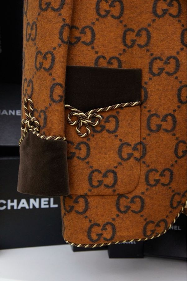 Gucci焦糖色老花满印大衣外套-7