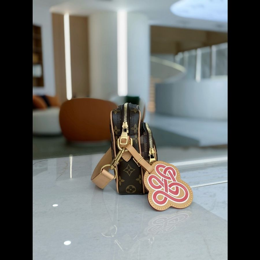 99新 LOUIS VUITTON x Nigo LV/路易威登拼接男士郵差包,晶片款-4