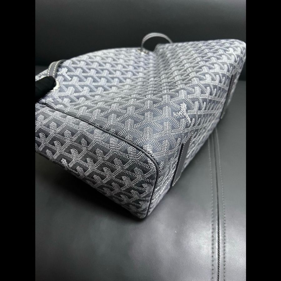 Goyard rouette
灰色托特包-7
