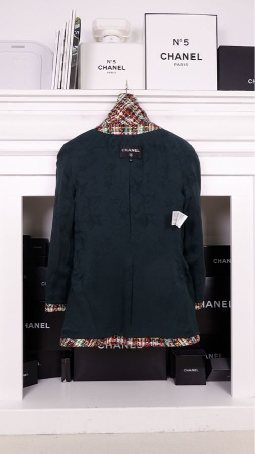 Chanel 17年电流机器人秀款江疏影同款红绿粗花呢魔术贴马赛克尼龙搭扣阔型外套-9