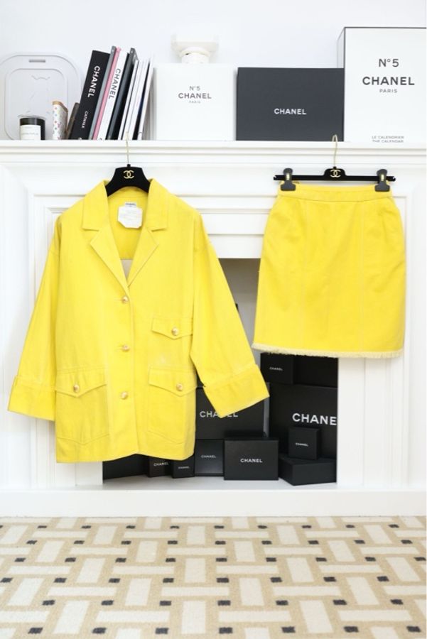 Chanel 92年春夏秀款小鸡黄丹宁牛仔布西装外套半裙套装-0