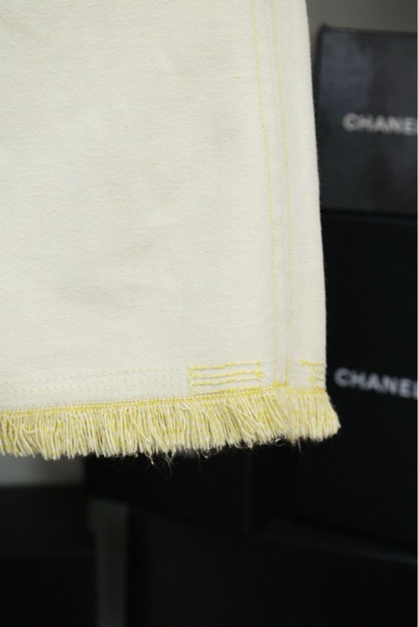 Chanel 92年春夏秀款小鸡黄丹宁牛仔布西装外套半裙套装-25