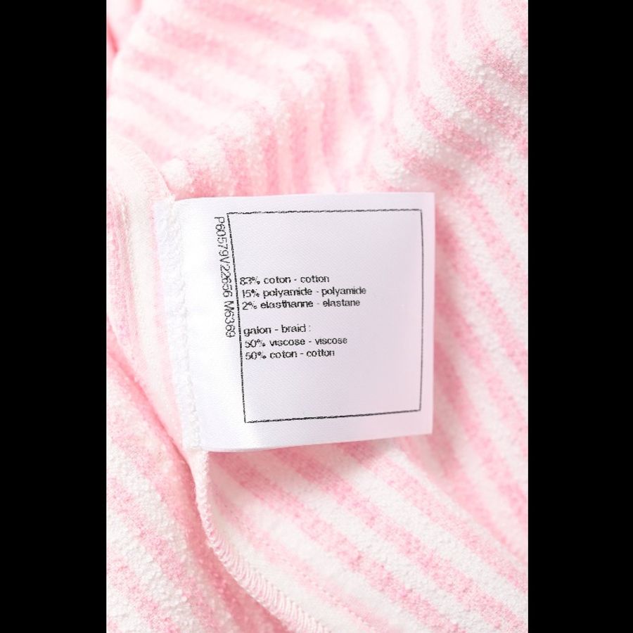 Chanel 19年邮轮系列秀款粉白条纹褶皱抽绳风衣外套-9