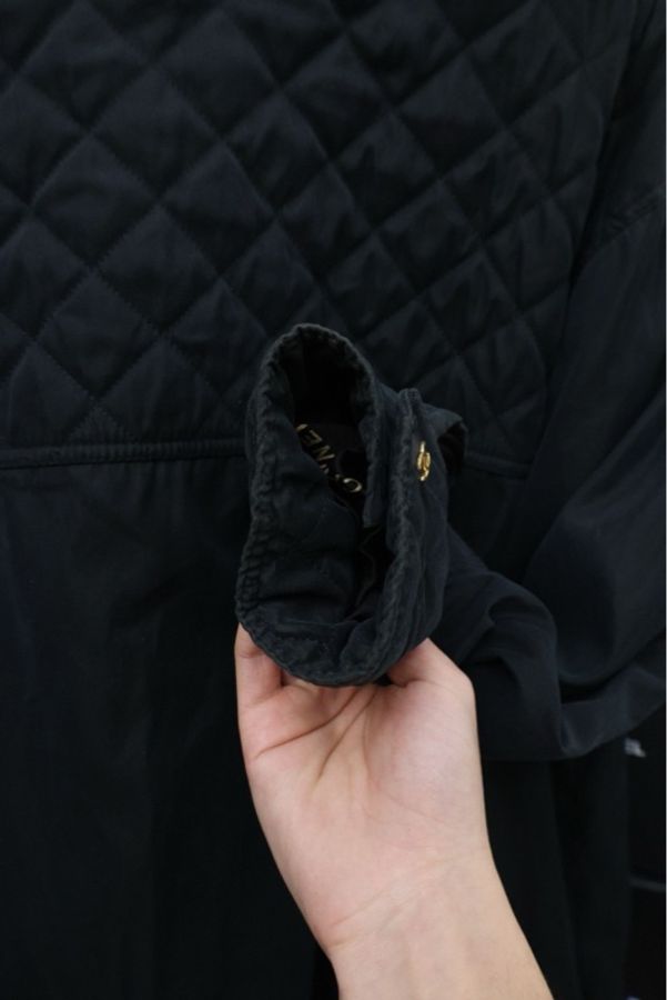 Chanel拉链款cc logo金扣四口袋外套黑色菱格纹口袋长棉服-9