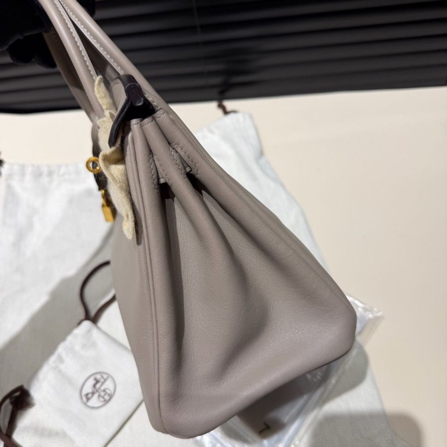 全新帶膜🩶✨#愛馬仕 #銀河灰金扣 #birkin25鉑金包bk25 #swift皮 #鎖鑰匙防塵袋雨衣-3