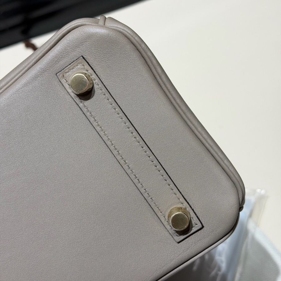 全新帶膜🩶✨#愛馬仕 #銀河灰金扣 #birkin25鉑金包bk25 #swift皮 #鎖鑰匙防塵袋雨衣-7