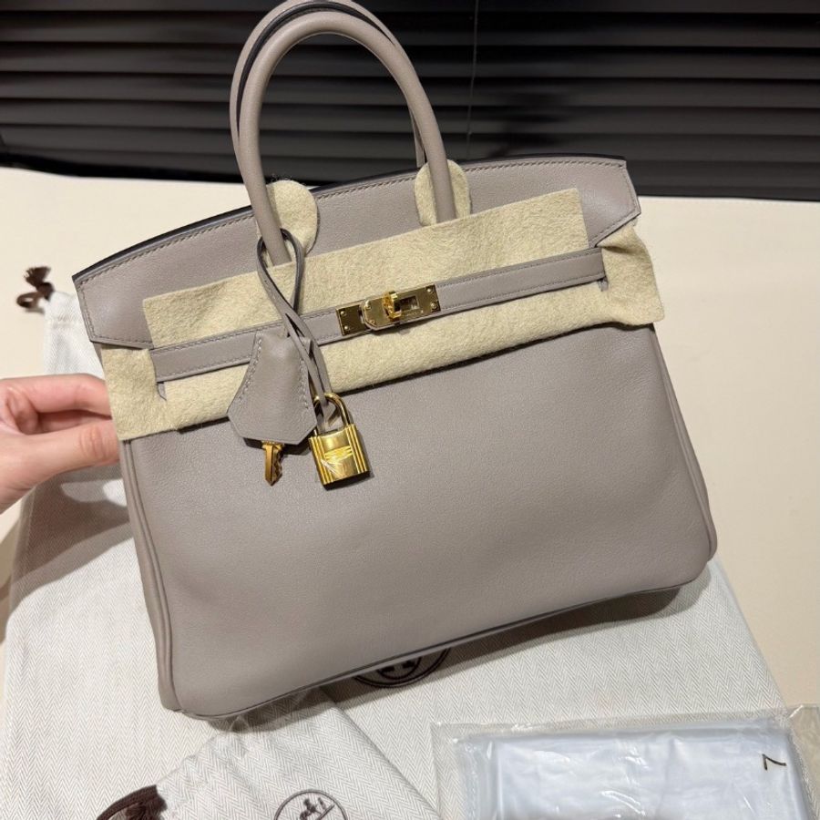 全新帶膜🩶✨#愛馬仕 #銀河灰金扣 #birkin25鉑金包bk25 #swift皮 #鎖鑰匙防塵袋雨衣-24