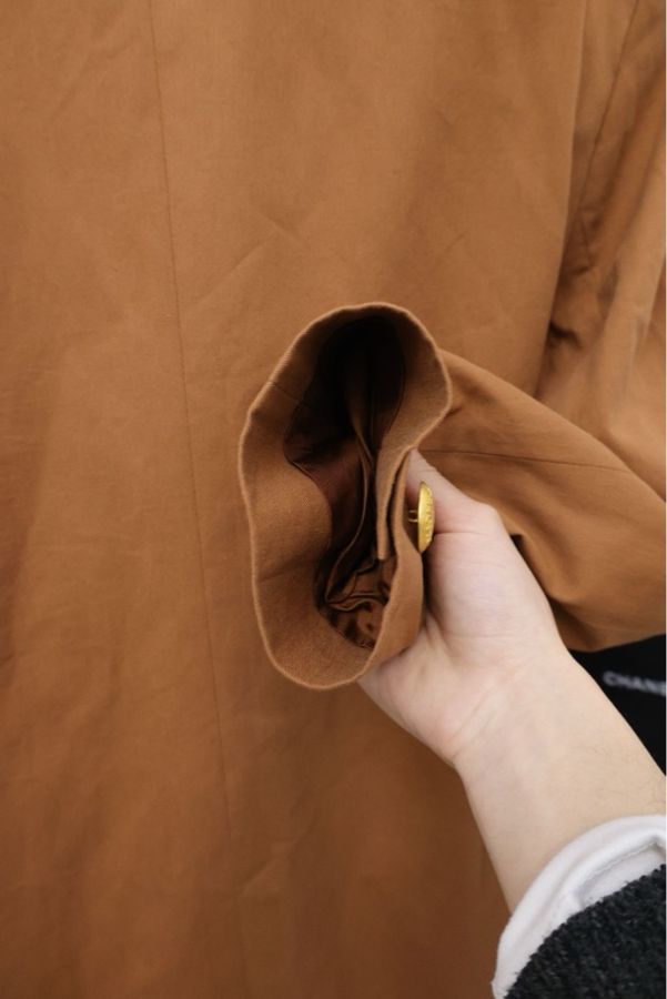 Givenchy深棕色金扣三口袋长外套-7