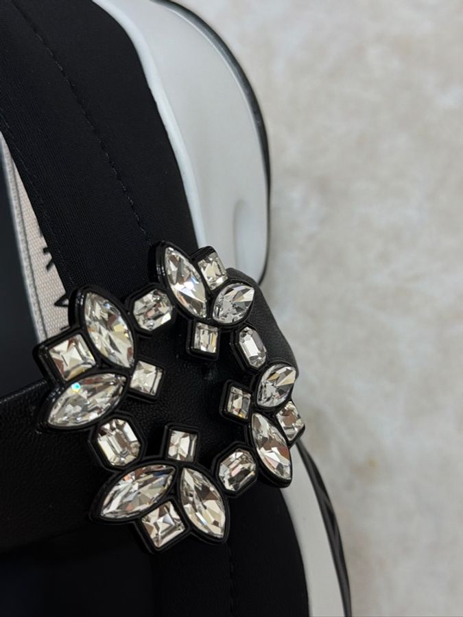 Roger Vivier 鑽扣瑪莉珍運動鞋 35.5-5