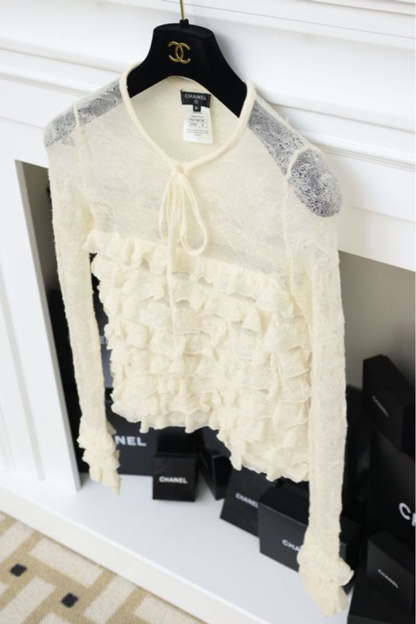 Chanel 16年奶白色羊毛波浪边长袖外套-3