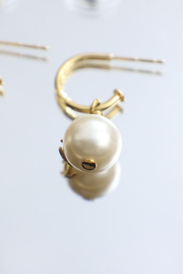Chanel珍珠金色cc耳钉-8