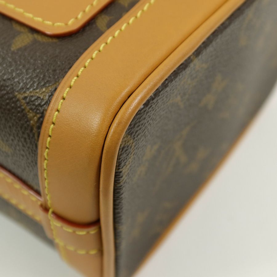 LOUIS VUITTON Monogram Milk Box鏈帶肩背袋-14
