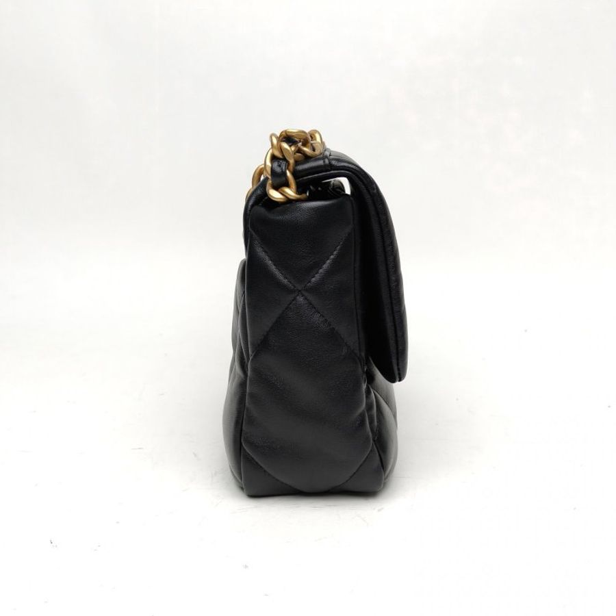 CHANEL 19BAG口蓋包小號黑色羊皮革晶片開皮穿鏈扣肩背包-3