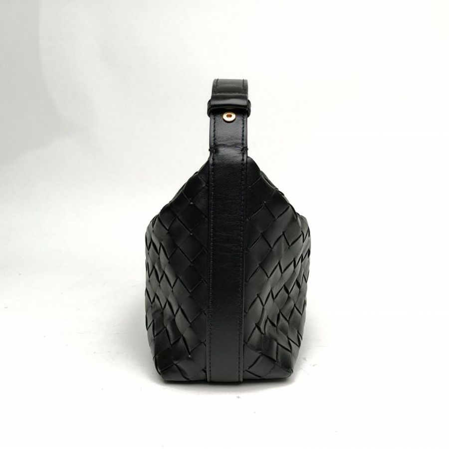 BOTTEGA VENETA Intrecciatowallace編織飯盒包黑色牛皮革肩背包-1
