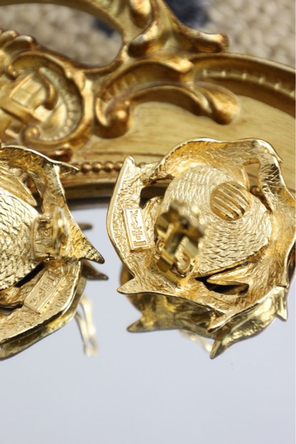 YSL素金蓝色爱心琉璃耳夹-12