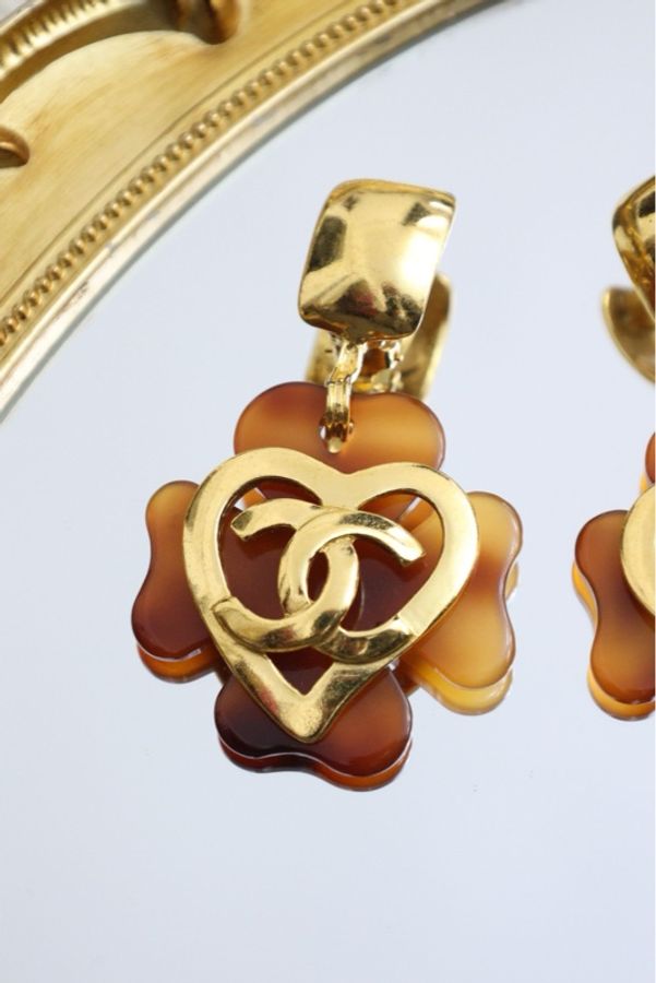 Chanel 95年四叶草玳瑁耳夹-9