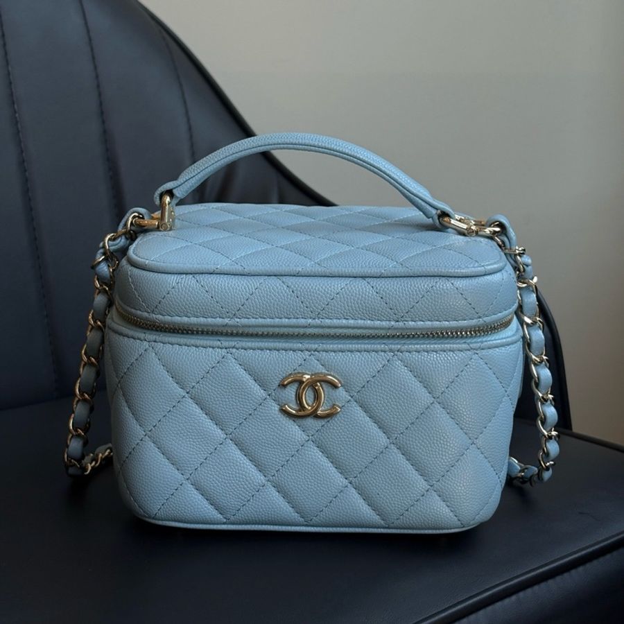 Chanel/香奈兒 藍色牛皮菱格化妝盒手提包斜挎包-1