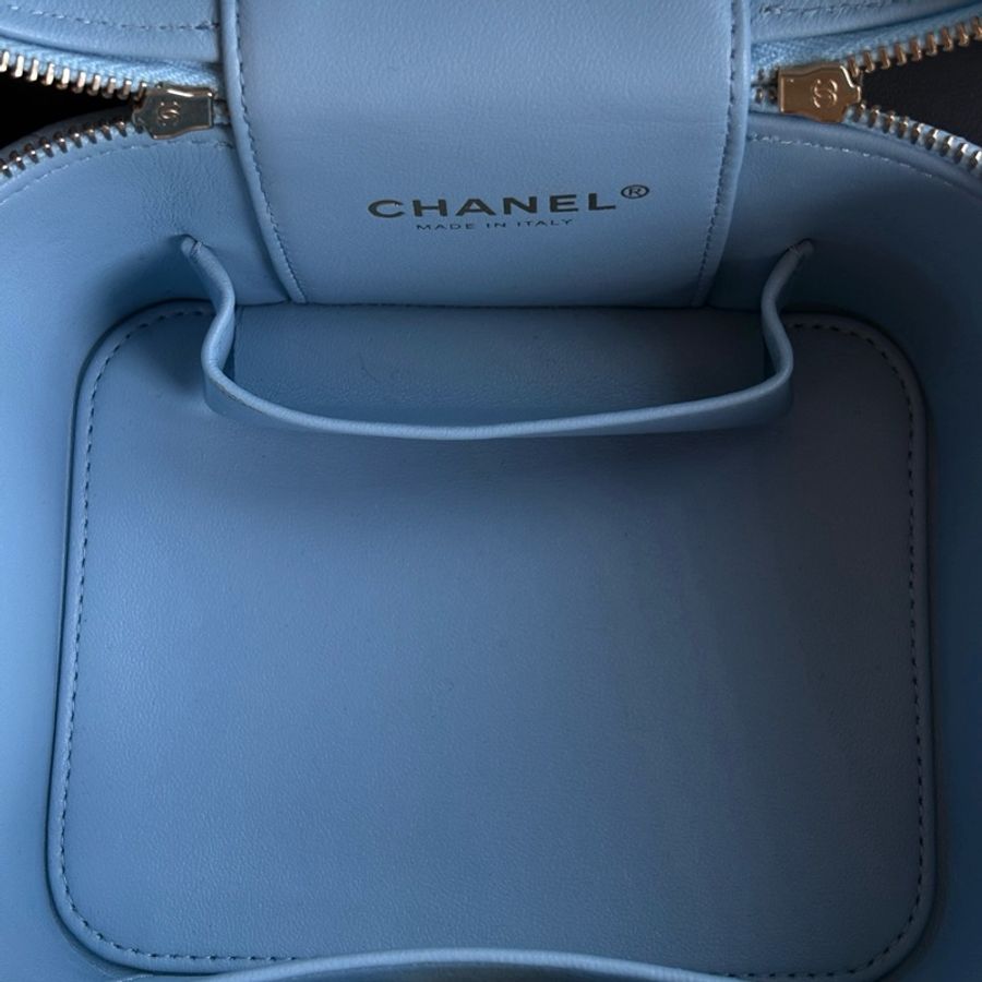 Chanel/香奈兒 藍色牛皮菱格化妝盒手提包斜挎包-8
