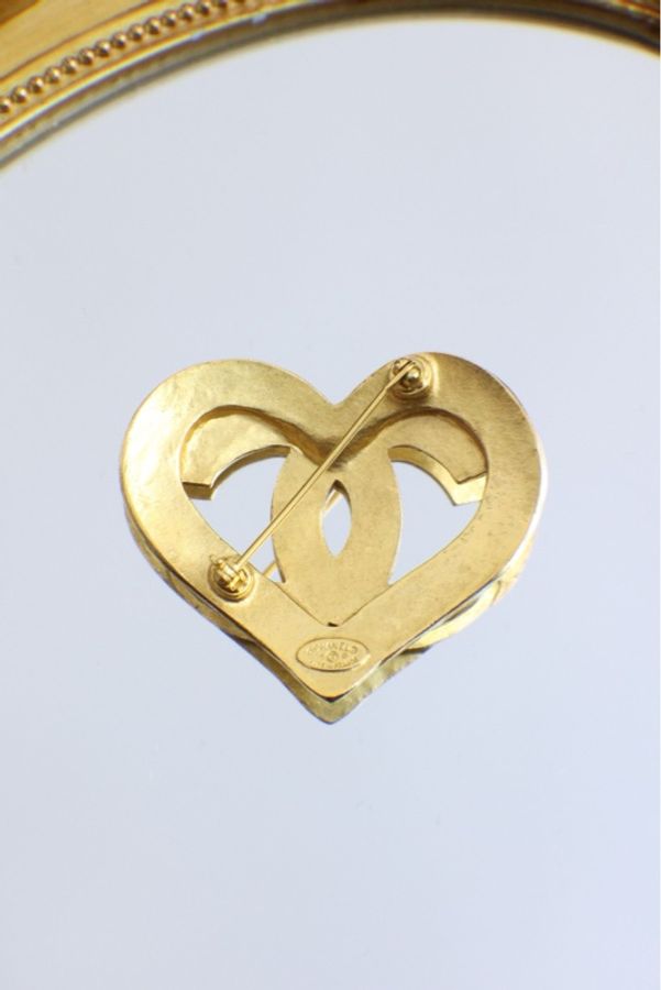 Chanel 95年素金爱心cc胸针-1