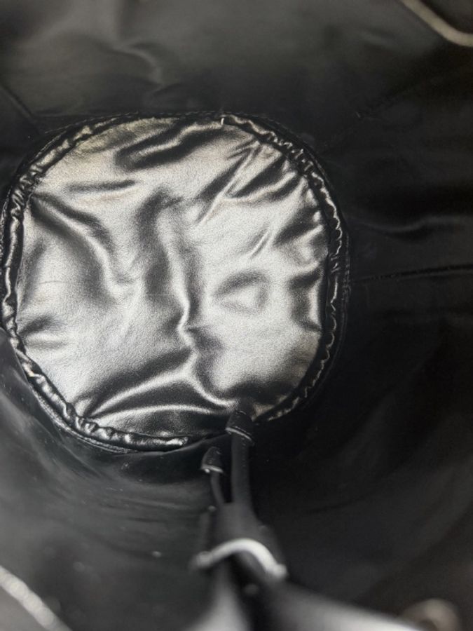 Balenciaga巴黎世家黑色牛皮水桶包 底長15-7