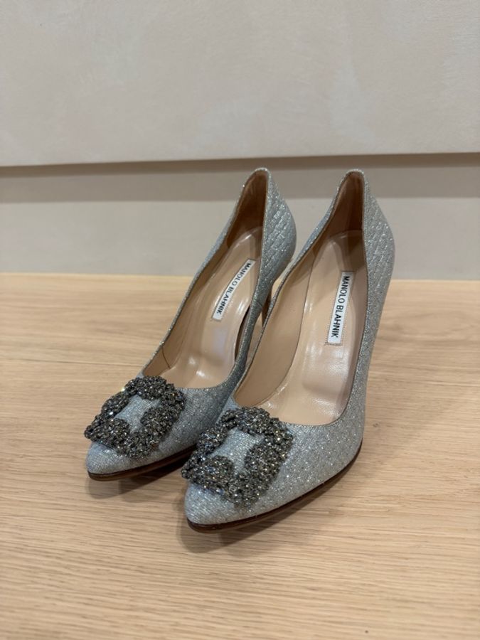 Manolo Blahnik經典款銀色高跟鞋-0
